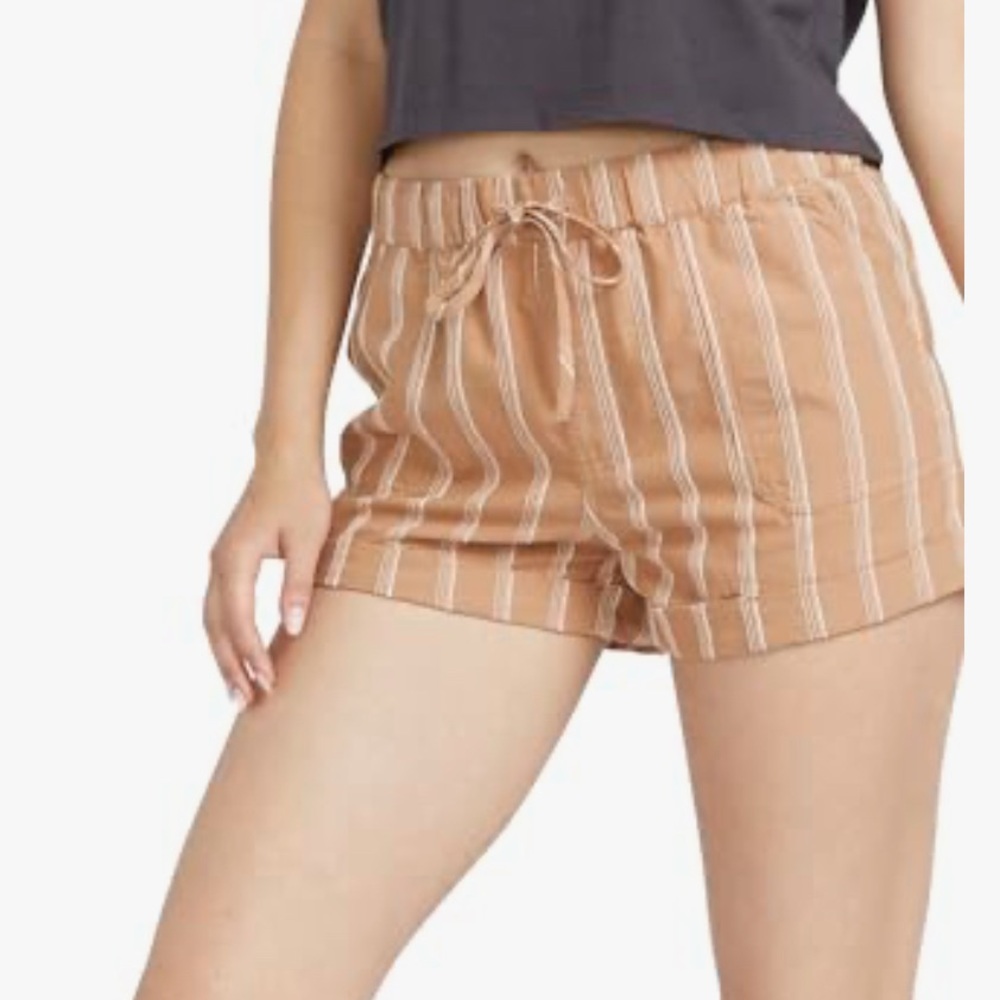Volcom Sunday Strut Women's Casual Shorts, Beige ,White, Size Small